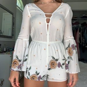 WHITE BOHO FLOWER ROMPER